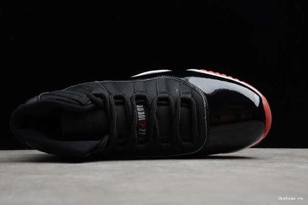 Retro Playoffs Bred  (2019) 378037-061 11 Jordan 1206